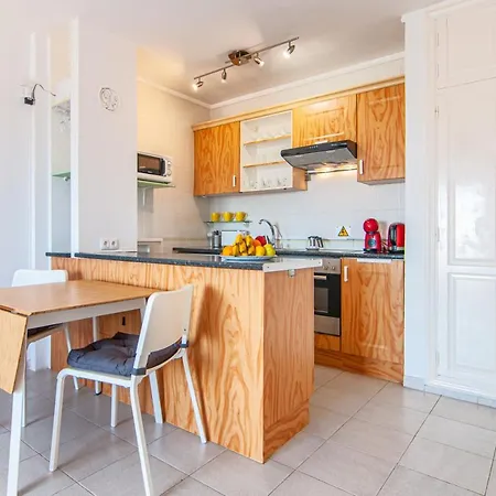 1-bedroom With Panoramic Ocean View Ph13 アパート アデヘ